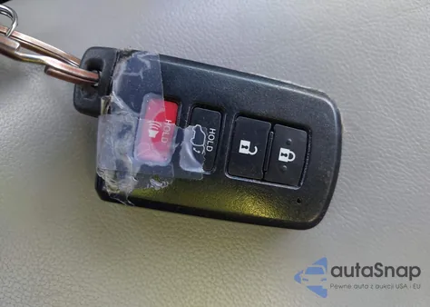 2018 Toyota Highlander Xle z USA, uszkodzony, nr VIN 5TDJZRFH1JS908922